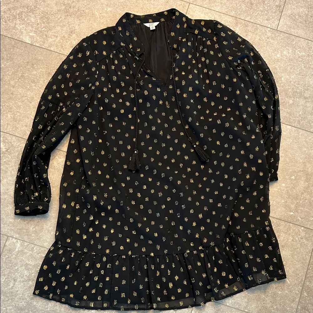Crown & Ivy Black Tunic with Gold Accents